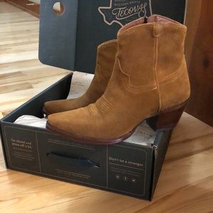 Tecovas Women’s Boots (the Daisy)